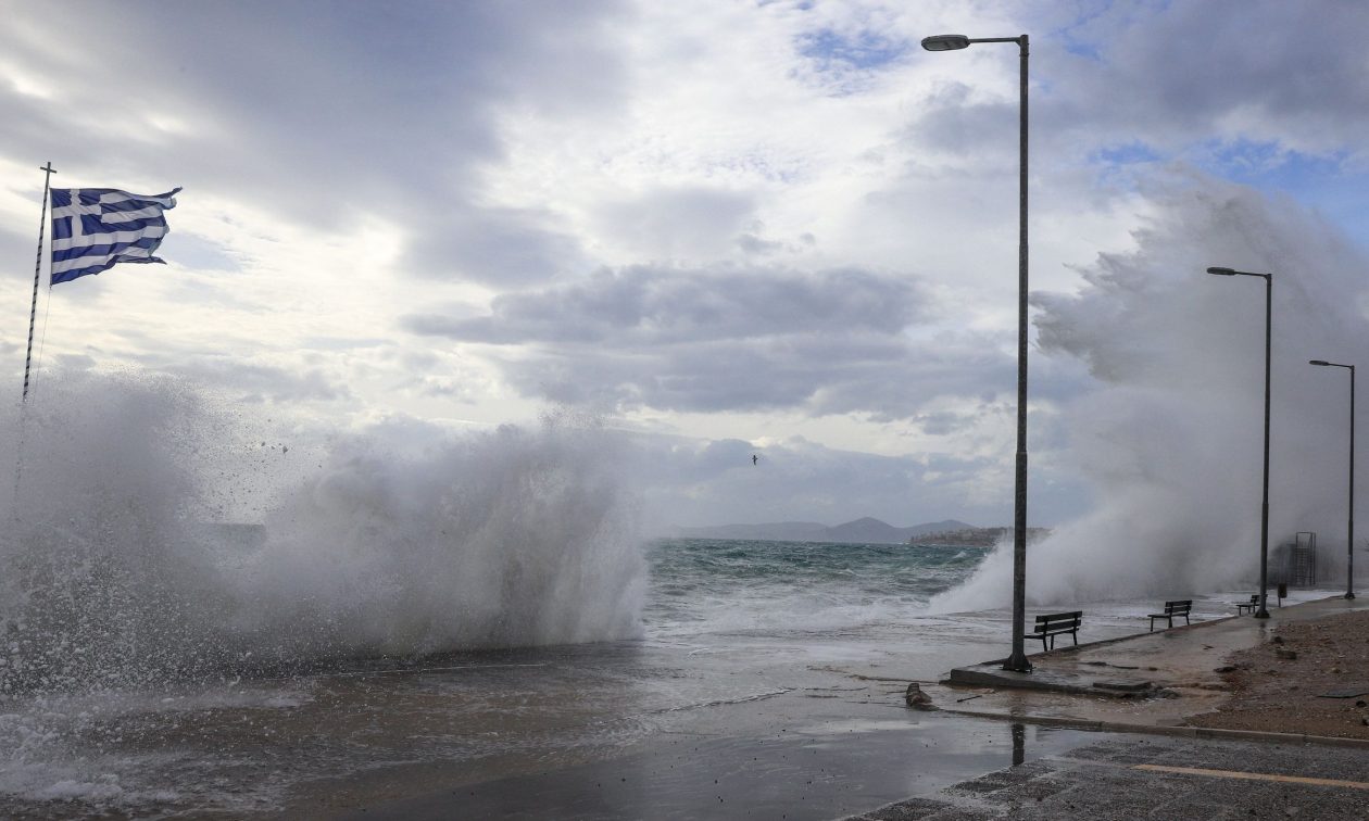 Εκτεταμένες καιρικές αλλαγές με θυελλώδεις ανέμους και βροχές στην Ελλάδα