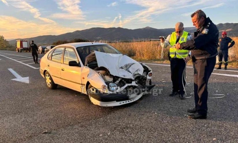 Τραγικό τροχαίο ατύχημα στην Εθνική Οδό Λαμίας Καρπενησίου με τραυματισμένο ηλικιωμένο οδηγό