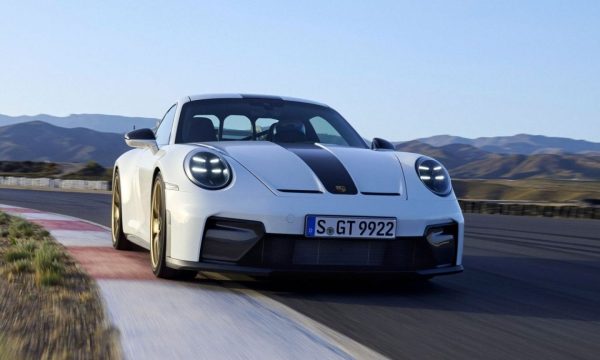 Νέα Εποχή για την Porsche 911 GT3 με Αναβαθμισμένο Εξακύλινδρο Boxer κινητήρα