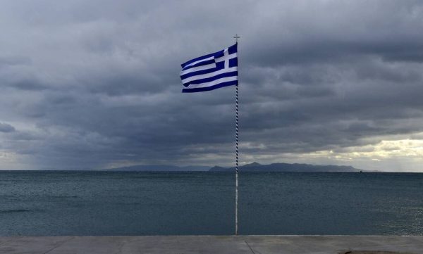 Ηλιοφάνεια για το τριήμερο της 28ης Οκτωβρίου αλλά έρχεται κρύο μετά