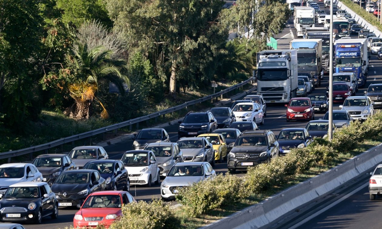 Αυξημένη Κυκλοφοριακή Κίνηση στην Αττική με Προβλήματα στον Κηφισό