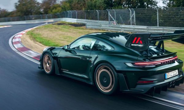 Ειδική Έκδοση της Porsche 911 GT3 RS με Αναβαθμίσεις από την Manthey