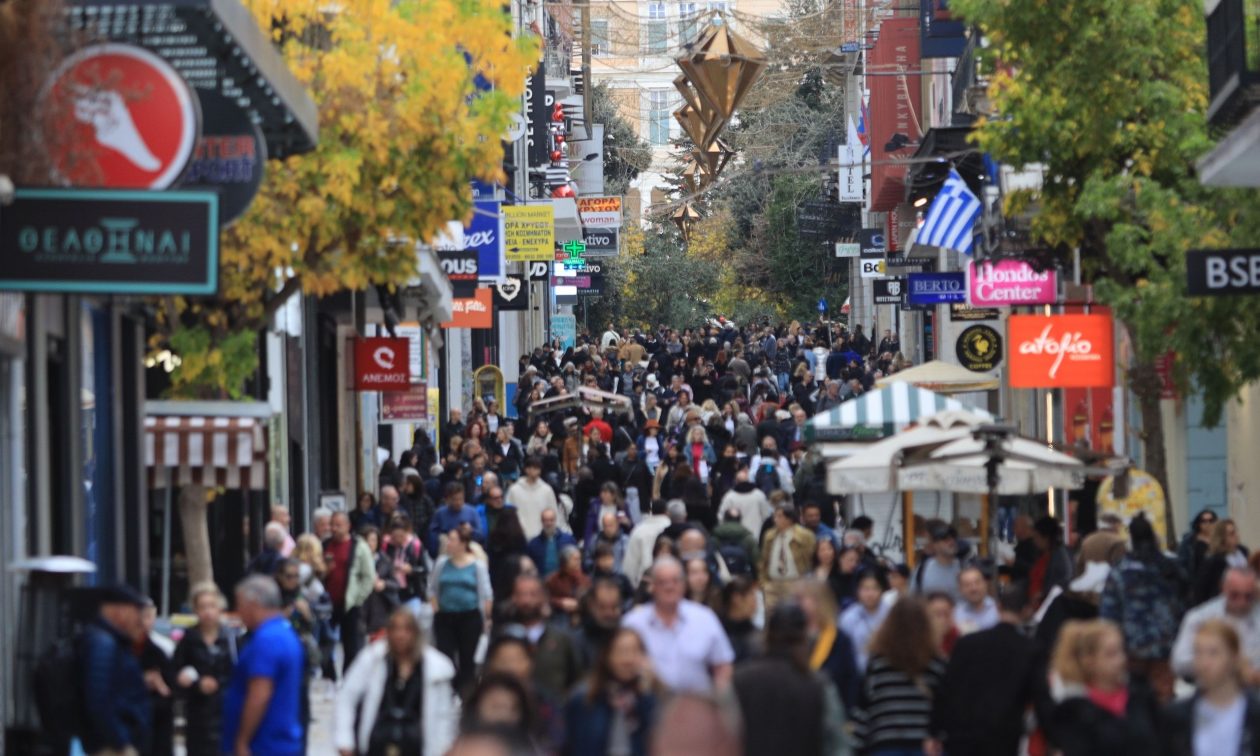 Εορταστικό ωράριο καταστημάτων για τα Χριστούγεννα και την Πρωτοχρονιά 2024