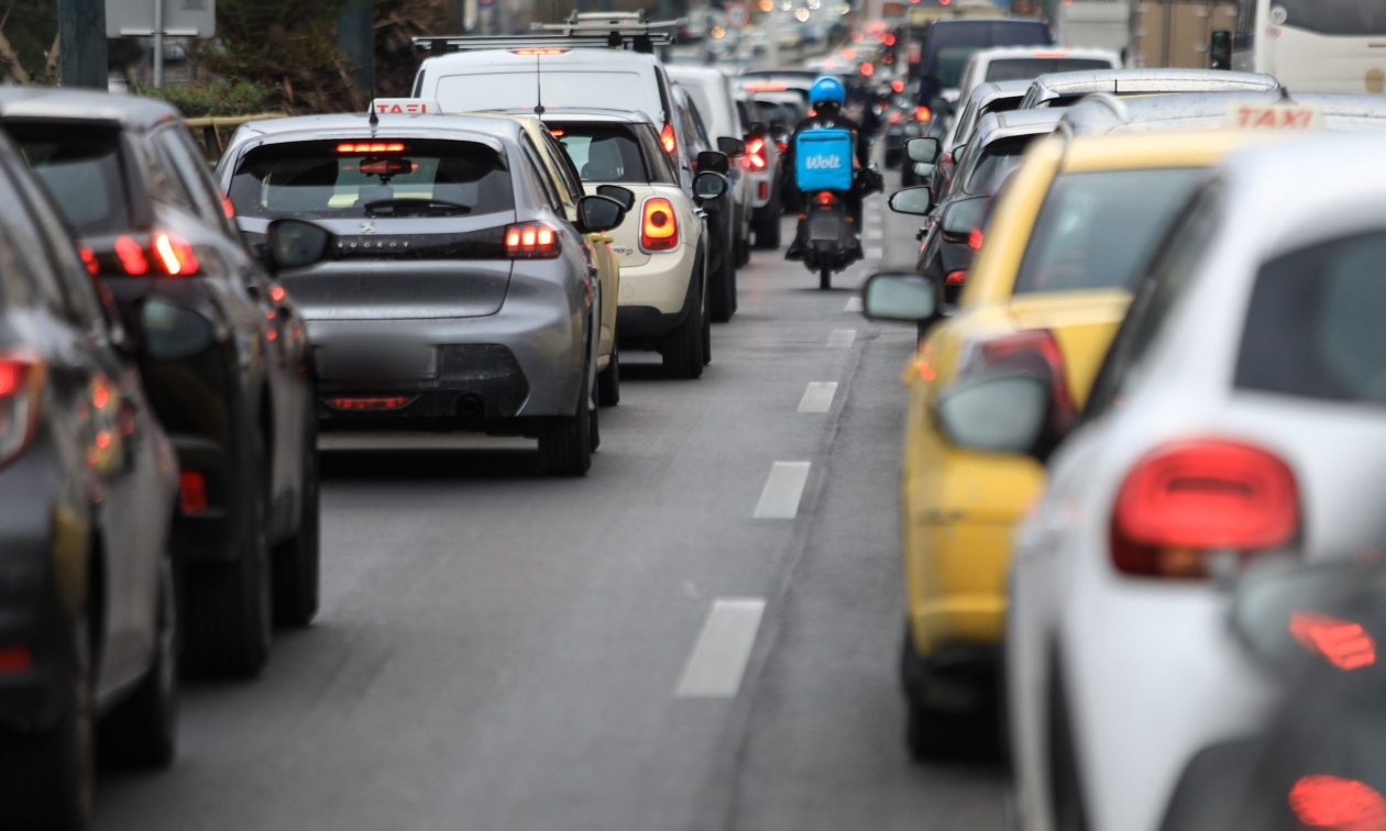 Μποτιλιάρισμα και Κυκλοφοριακό Χάος στους Κεντρικούς Οδικούς Άξονες της Αθήνας