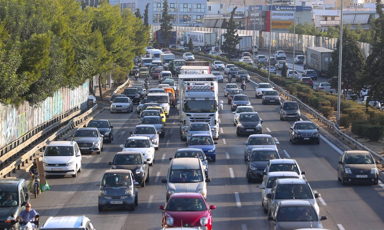 Συγκλονιστική Κυκλοφοριακή Κίνηση στους Δρόμους της Αθήνας την Τρίτη 3 Δεκεμβρίου