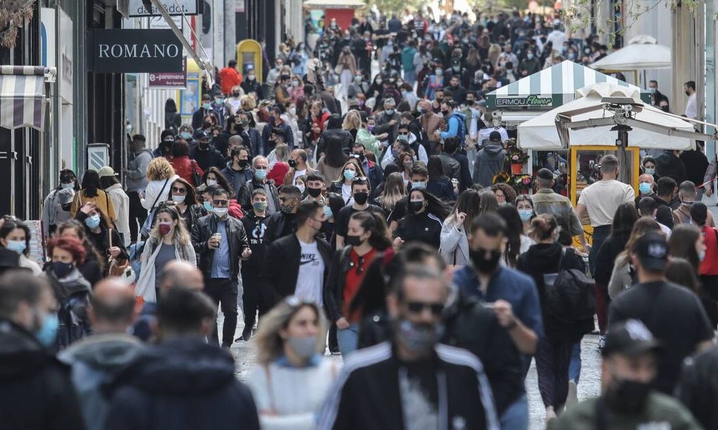 Αλλαγές στο ωράριο λειτουργίας των καταστημάτων και προετοιμασία για τις χειμερινές εκπτώσεις