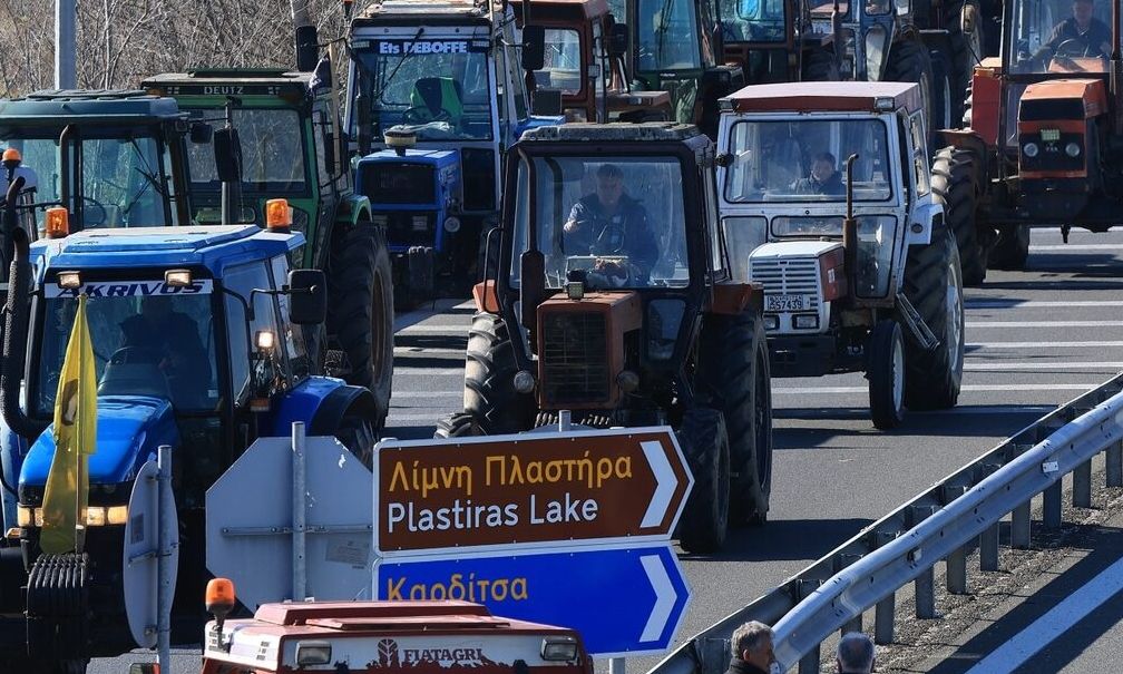 Δυναμικές Κινητοποιήσεις Αγροτών για Αξιοπρεπή Διαβίωση και Δίκαιες Αποζημιώσεις